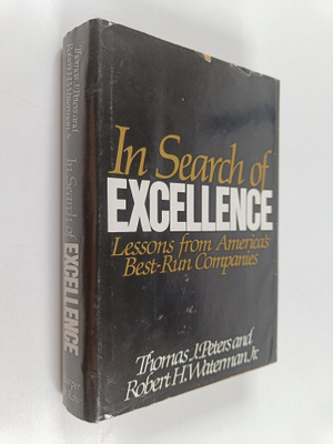 Thomas J. Peters : In search of excellence : lessons from...