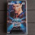 VHS: Streetfighter (Jean-Claude Van Damme, Raul Julia 1995) - pikkukuva 1
