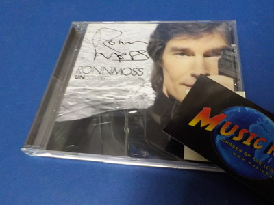 RONN MOSS - UNCOVERED UUSI CD NIMMARILLA