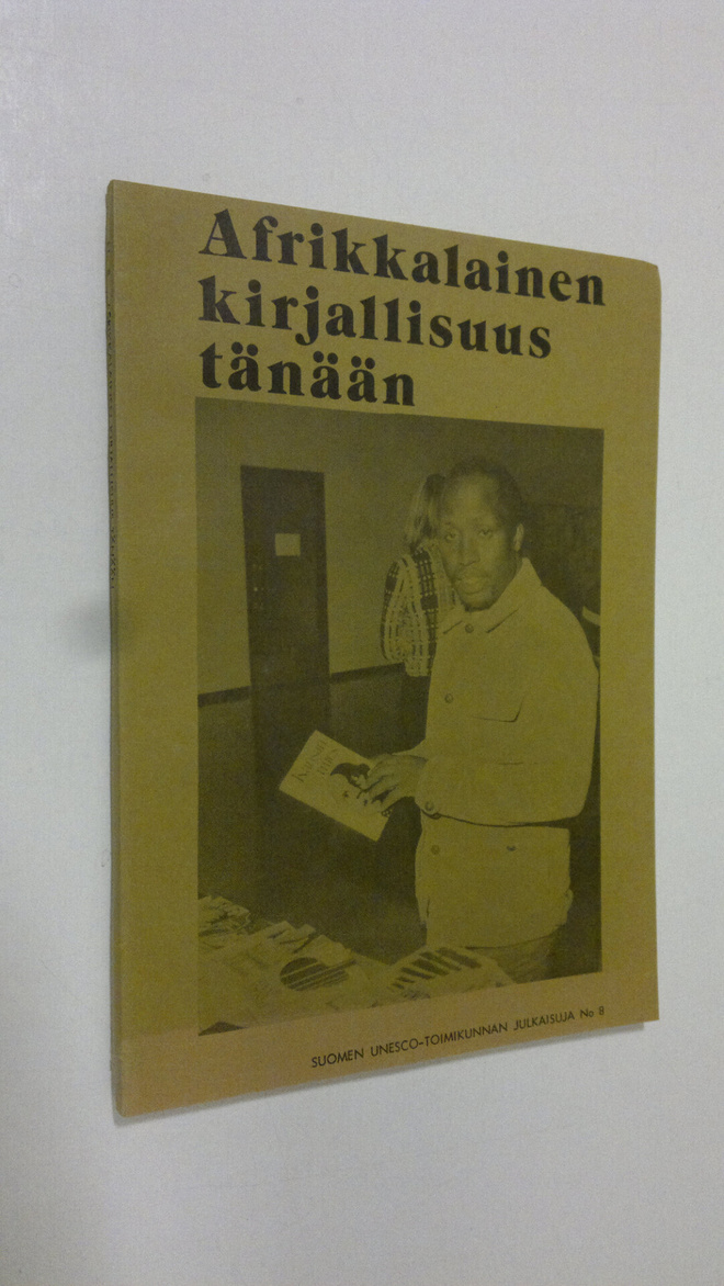 Marianne Tarkka : Afrikkalainen kirjallisuus tänään : Rap...