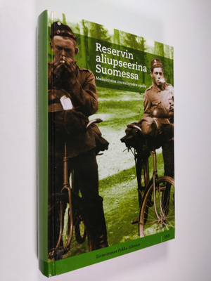 Pekka (toim.) Allonen : Reservin aliupseerina Suomessa : ...