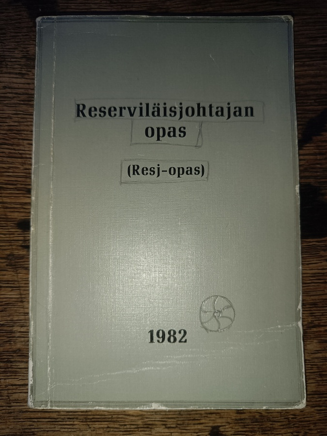 Reserviläisjohtajan opas