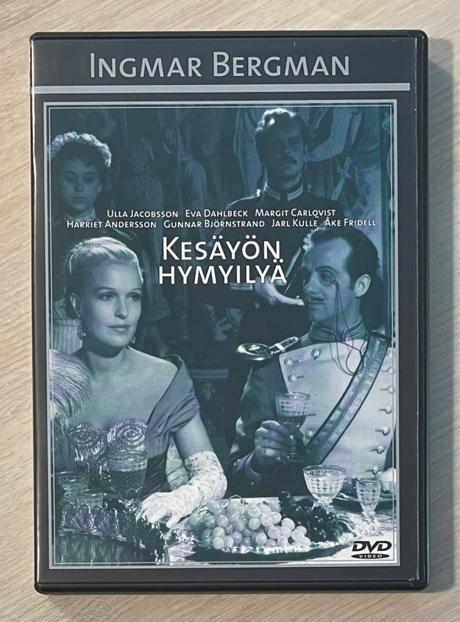 Ingmar Bergman: KESÄYÖN HYMYILYÄ (1955)