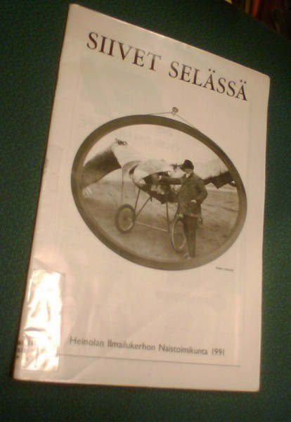 Siivet selässä - Heinolan Ilmailukerhon Naistoimikunta 1991