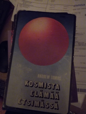Andrew thomas kosmista elämää etsimässä