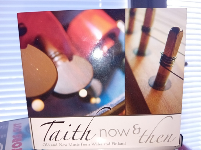 CD Taith : now & then ( SIS POSTIKULU  )