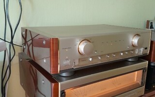 Technics SE-A2000, SU-C2000. 100V