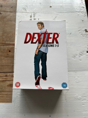 Dexter seasons 1-5 DVD boxi