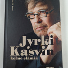 Jyrki J. J. Kasvi : Jyrki Kasvin kolme elämää - pikkukuva 1