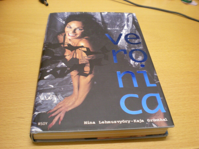 Nina Lehmusvyöry - Kaja Grünthal: Veronica