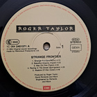 ROGER TAYLOR : STRANGE FRONTIER   LP - pikkukuva 4