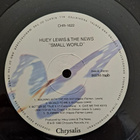 HUEY LEWIS & THE NEWS : SMALL WORLD  LP - pikkukuva 4