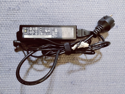 Lenovo virtalähde power supply 20V 3,25A