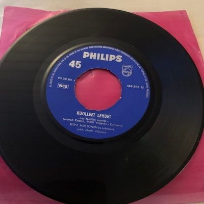 RITVA MUSTONEN: Kuolleet lehdet * Sateenkaaren... *FIN 1962
