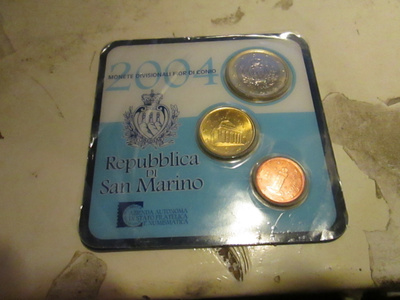 San Marino 2004 BU minikit