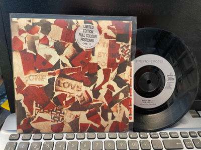 THE STONE ROSES - One Love 7” single + postcard (UK orig)