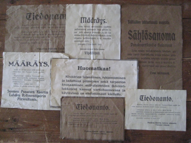1918 kapina / sisällissota / vapaussota -aiheisia papereita