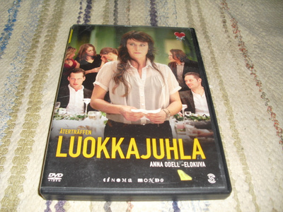 LUOKKAJUHLA (Anna Odell -ohjaus)***