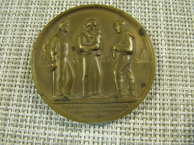 Helsingin Maalaiskunta 1400-1945 mitali / K. Kallio 1945.