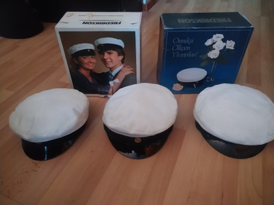 Uusi Fredrikson ylioppilaslakki koko valintasi mukaan