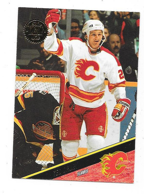 1993-94 LEAF #424 Ted Drury  Calgary Flames