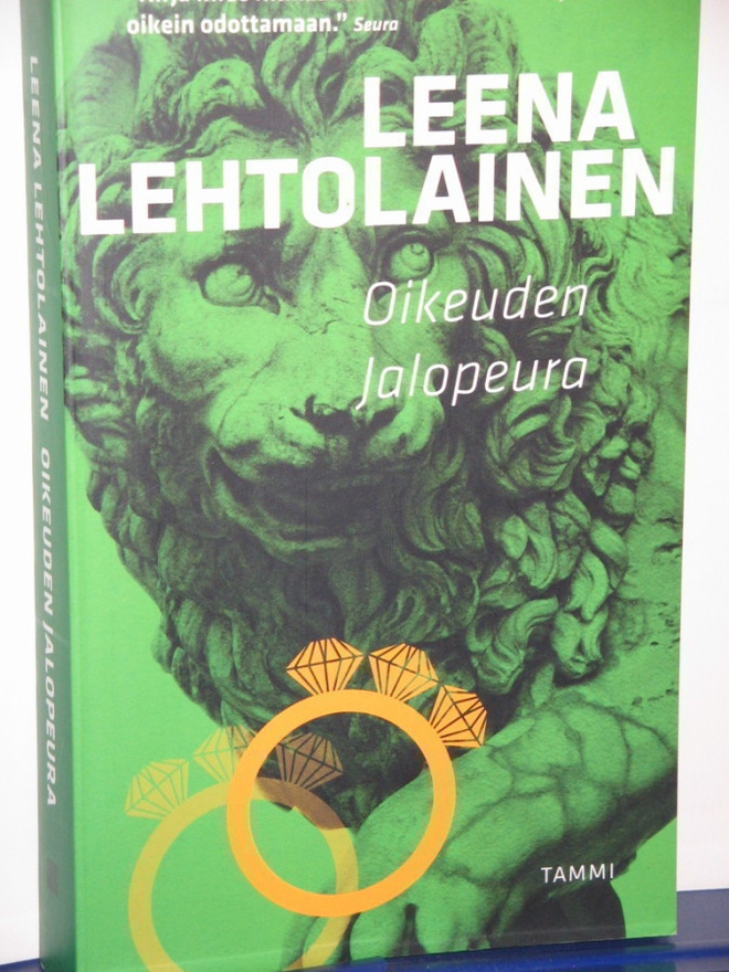 Leena Lehtolainen : OIKEUDEN JALOPEURA