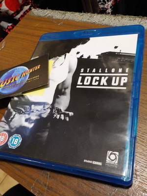 LOCK UP UUSI BLU-RAY (W)