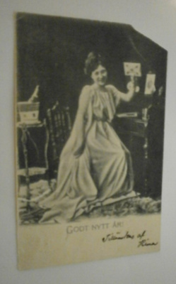Leidi ilahtuu sinetöidystä kirjeestä, Uuden vuoden pk, 1903
