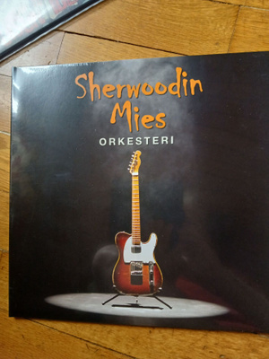 SHERWOODIN MIES -ORKESTERI