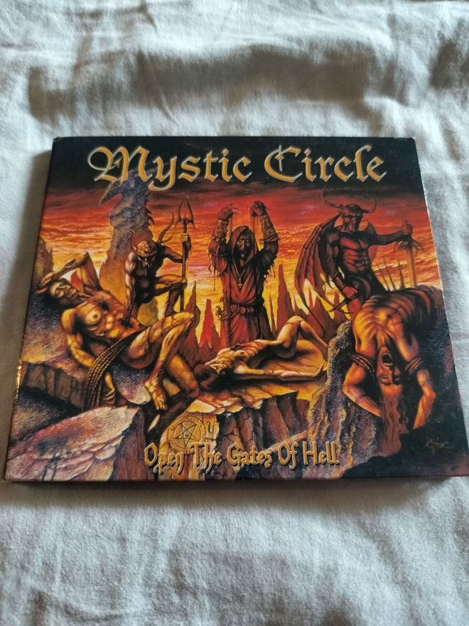 Mystic Circle - Open The Gates of Hell cd