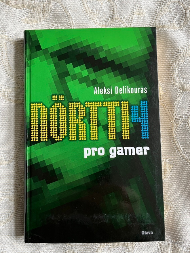 Aleksi Delikouras: Nörtti 4  pro gamer