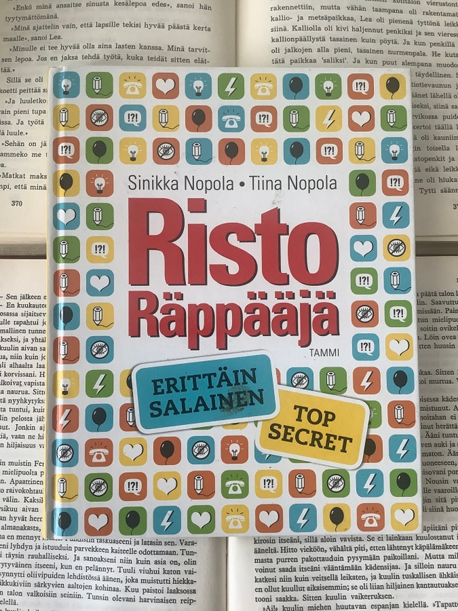 Sinikka Nopola - Risto Räppääjä: erittäin salainen (sid.)