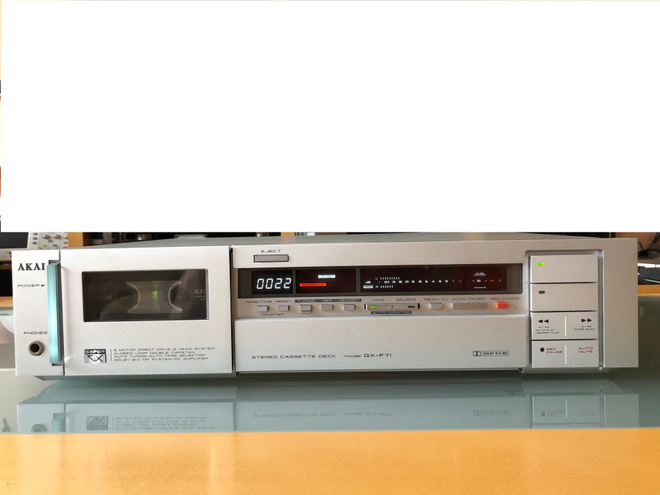 Akai GX-F71 kasettisoitin, 3-head, 2 vetoakselia, huollettu
