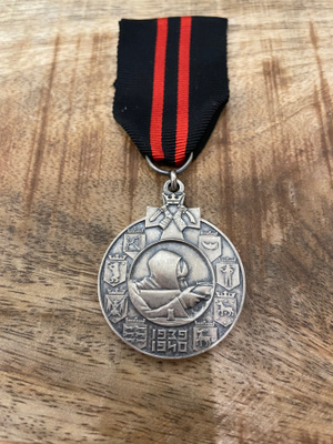 Commemorative medal of the Winter War for foreigners  silver