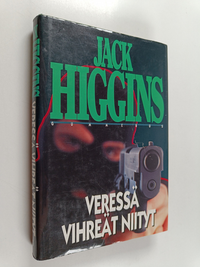 Jack Higgins : Veressä vihreät niityt