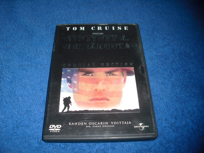 SYNTYNYT 4. HEINÄKUUTA (Tom Cruise) 1989***