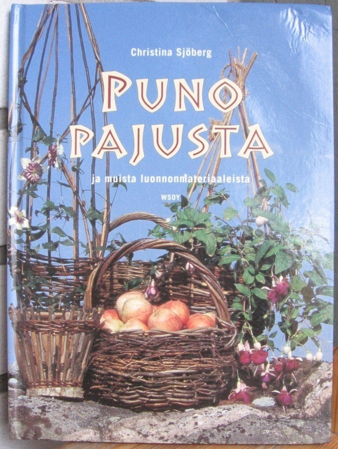 Christina Sjöberg: Puno pajusta, Wsoy 2004. 57 s.