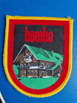 Bomba vintage kangasmerkki