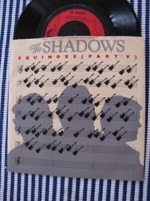 The Shadows equinoxe (part V) 7 45 UK 1980 rautalanka