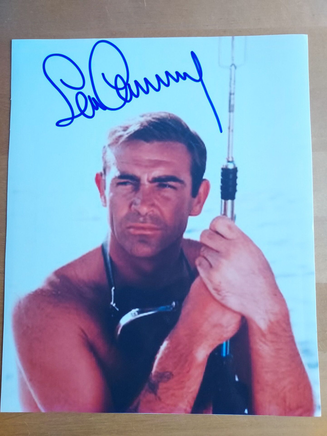 Sean Connery James Bond  nimikirjoitus aito