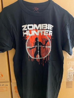 Zombie Hunter t-paita M