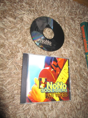 NONO SÖDERBERG - HOT WIRES - hienokuntoinen