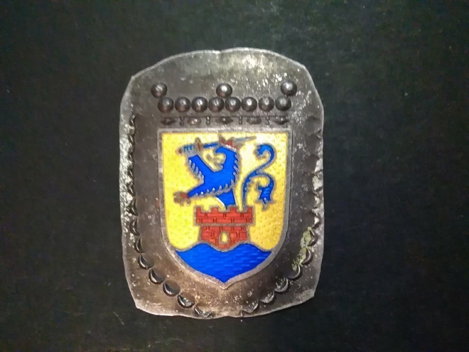 Pietarsaari vaakuna Hopea emali 30x25mm, leimattu