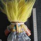 Trolli nro 140 : Dam trolli peikko keltaiset hiukset - pikkukuva 3