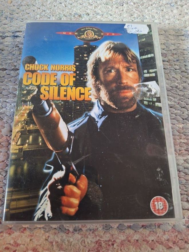 Code Of Silence-Vaikenemisen Laki