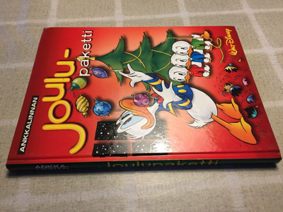 DISNEY ANKKALINNAN JOULUPAKETTI HYVÄ