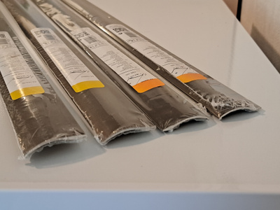 Saumalista/ eritasolista 7,5 x 38,5 x 1000 mm, 4 kpl