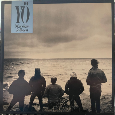 Yö - Myrskyn jälkeen