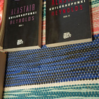 Alastair Reynolds Kirjasetti - pikkukuva 2