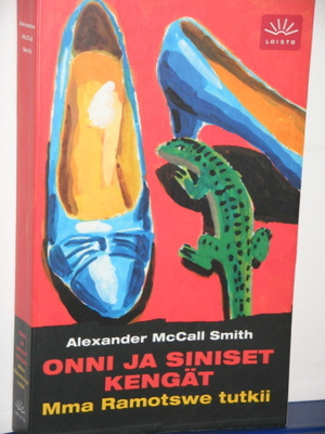 Alexander McCall Smith: ONNI JA SINISET KENGÄT